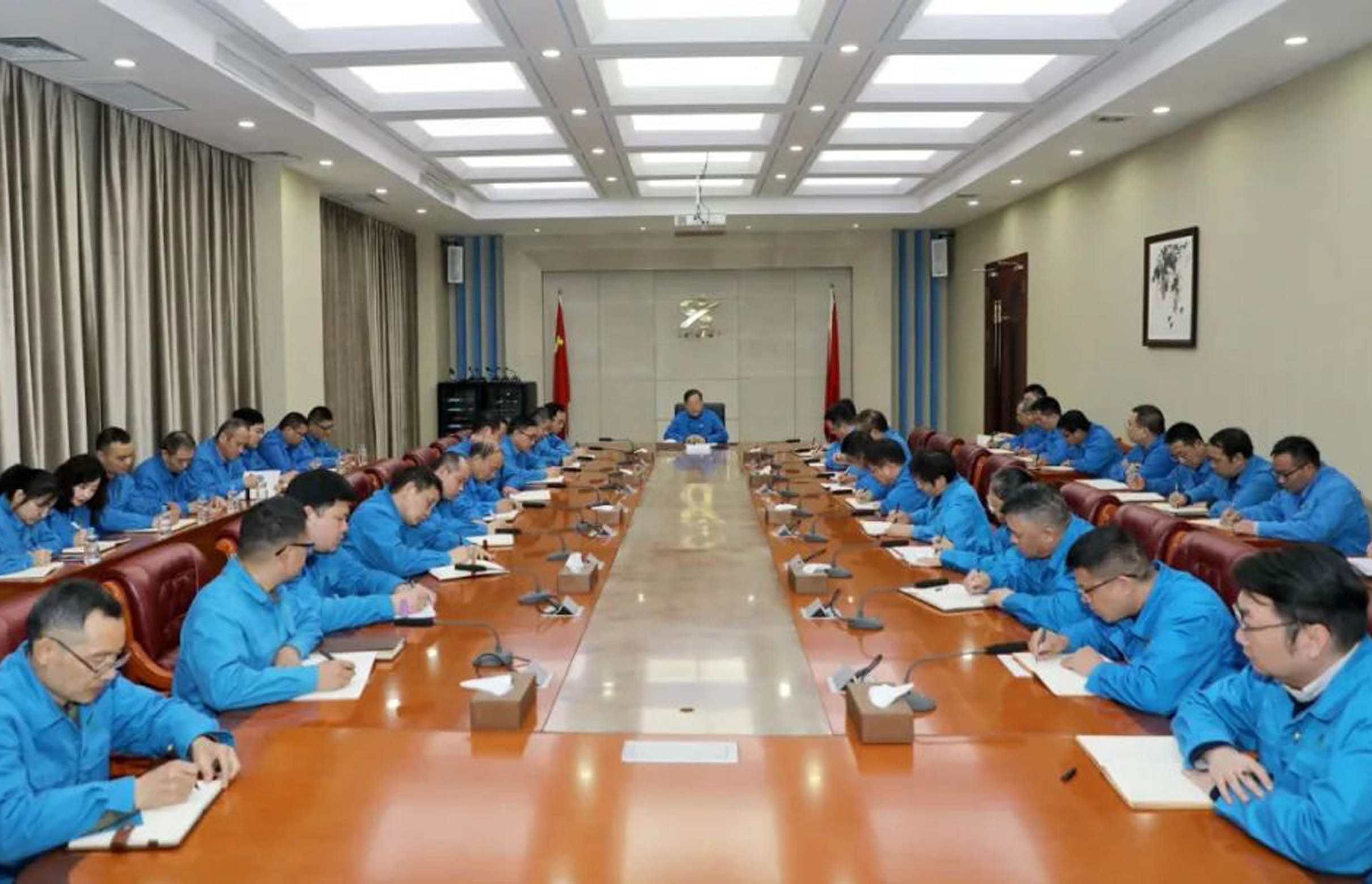 學習民營企業座談會精神——森源集團：發揮裝備能力強、制造能力強、創新能力強的優勢，堅守主業、做強實業。